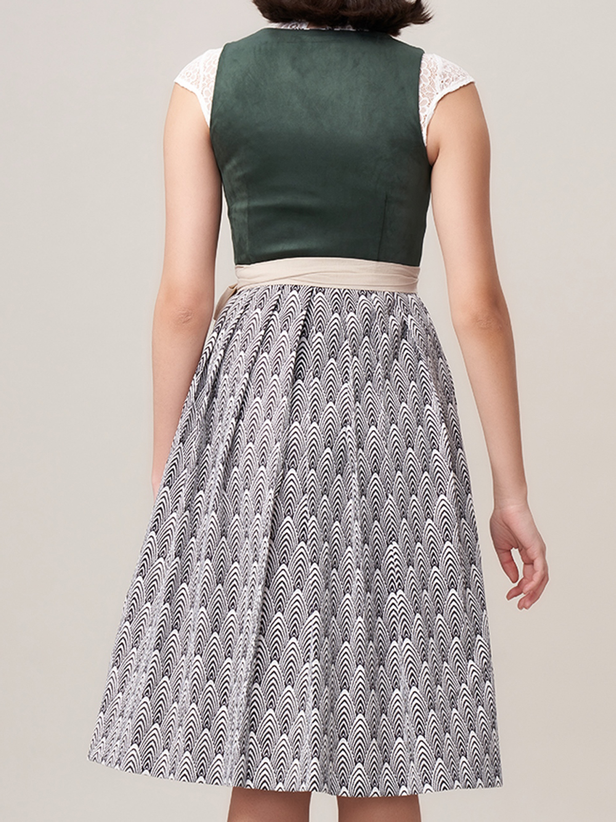 Dirndl in Grün – Inspirierende Farbvariante