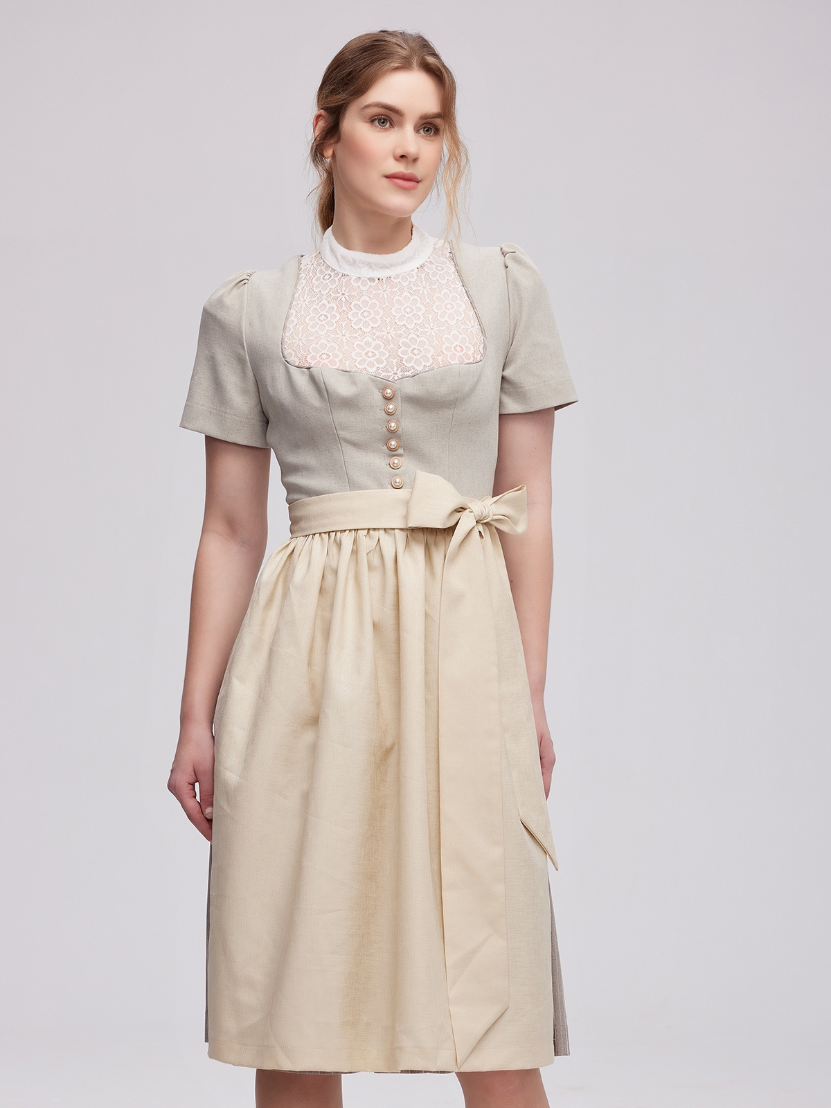 Schwarze Dirndlbluse langarm in Grau