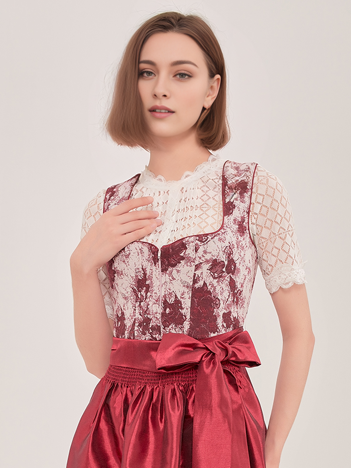 Dirndl braun samt in eleganter Ausführung