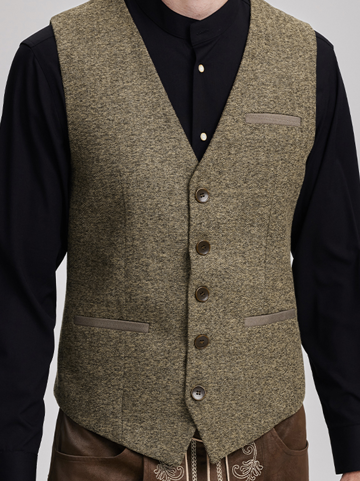 Elegantes Rosen Dirndl in Gelb